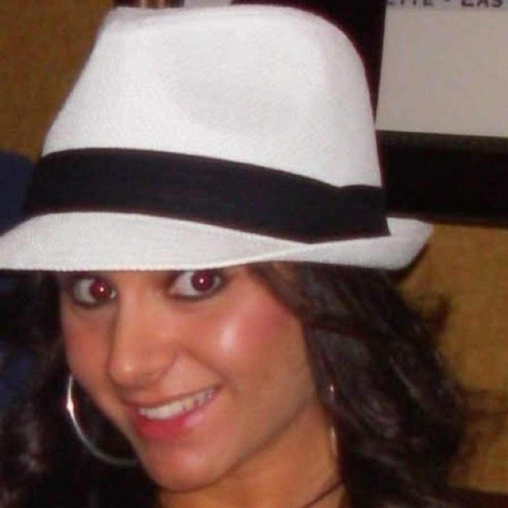 Set of 2 fedora hats